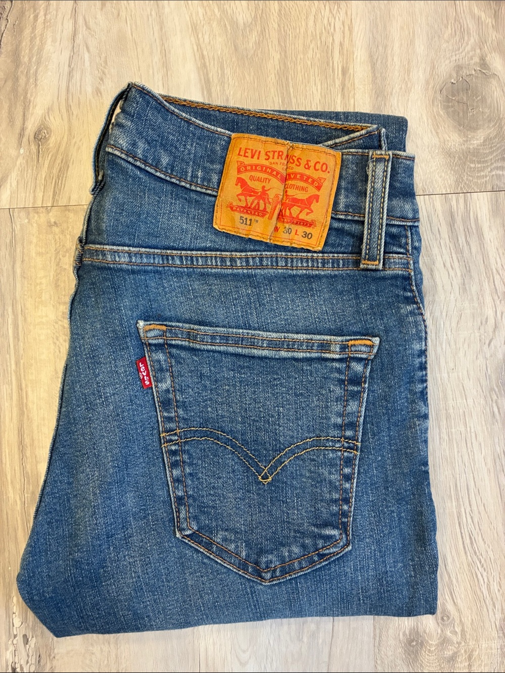 Levi's 511 Men’s Straight Leg Jeans - Medium Blue Denim with Tan Patch 30x30